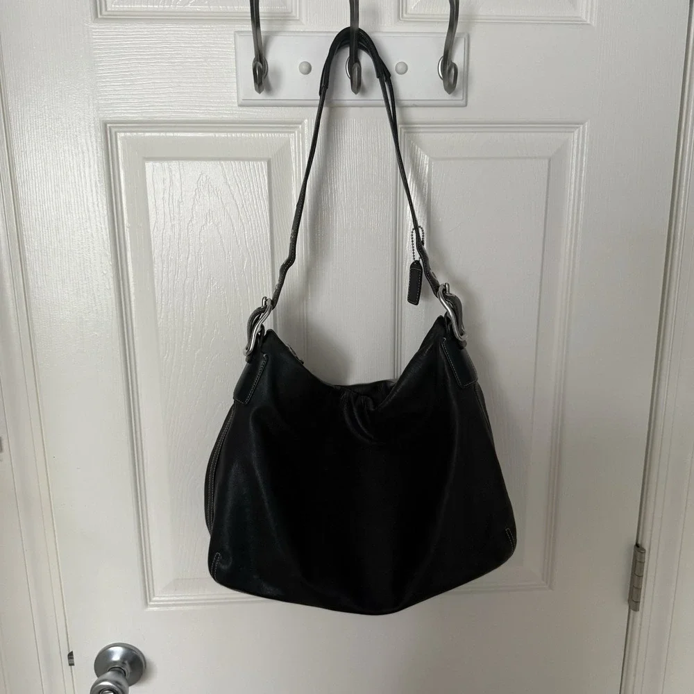 Vintage COACH BLACK East/West Soft Leather Duffle TASSEL Hobo Shoulder Bag Purse